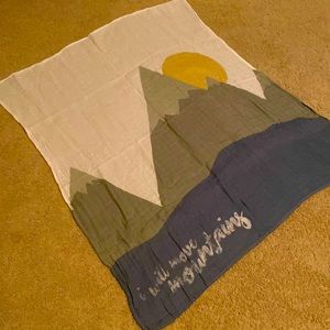 Large Lulujo Baby Photoshoot Blanket • 40 x 42